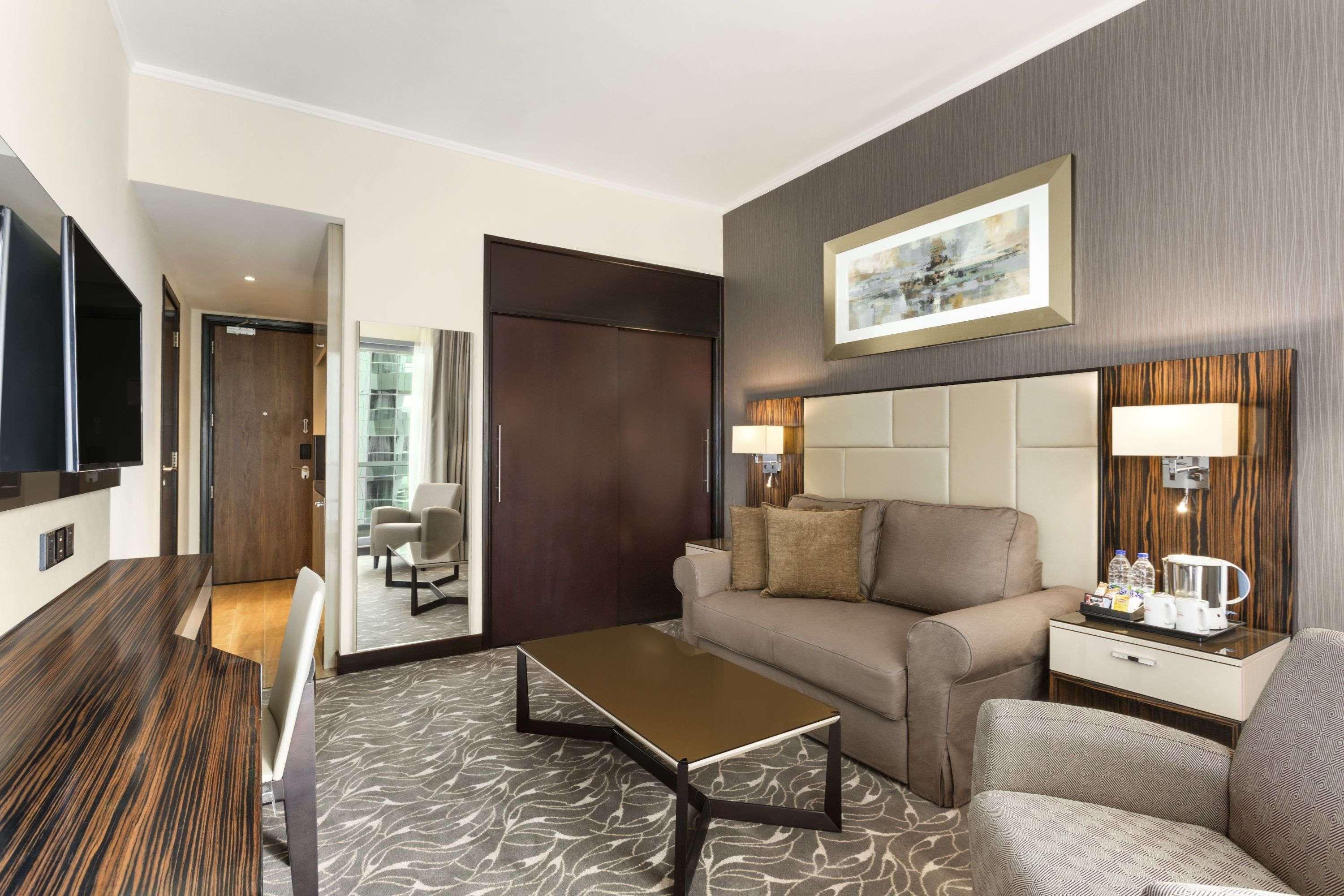 Hawthorn Extended Stay By Wyndham Abu Dhabi City Center Exterior foto