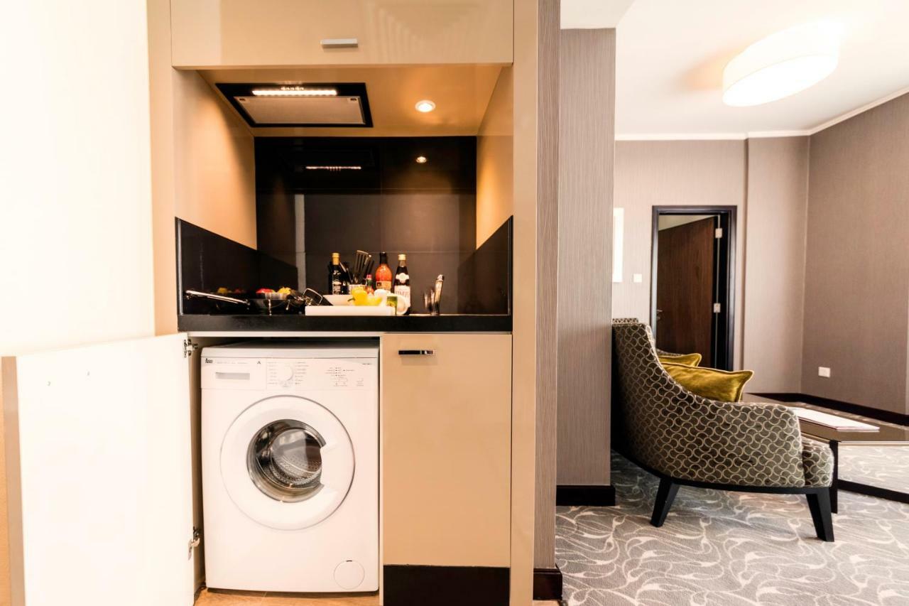 Hawthorn Extended Stay By Wyndham Abu Dhabi City Center Exterior foto